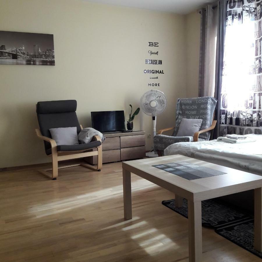 Nyc Apartment クラクフ エクステリア 写真